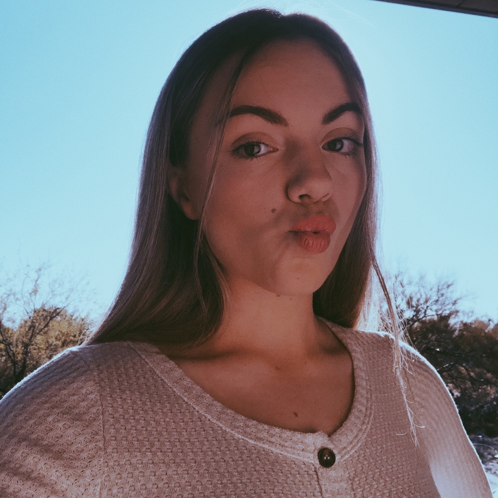 Meet your Posher, Jessica